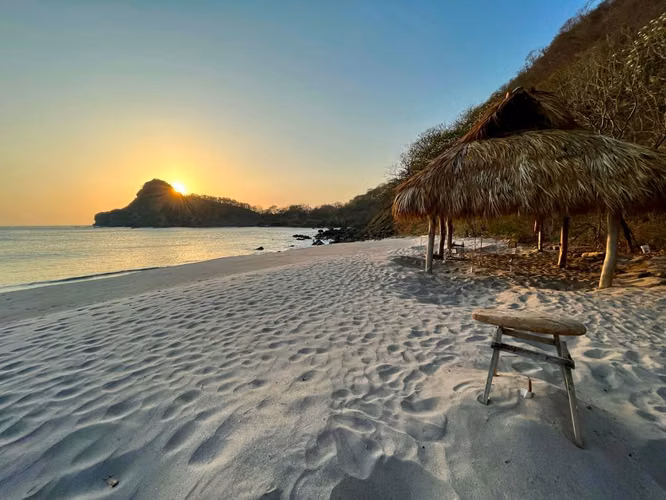 Se Vende Exclusiva Casa en Aqua Oceanfront Resort