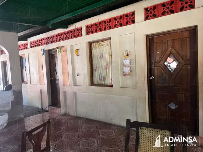 ¡CASA ESQUINERA - NEGOCIO GARANTIZADO!