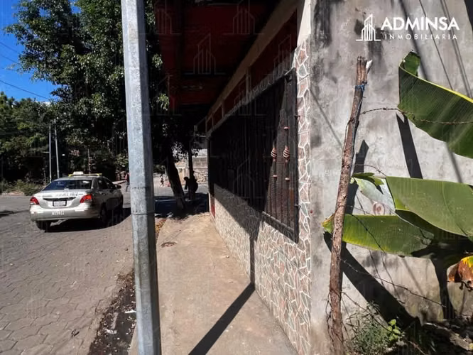 ¡CASA ESQUINERA - NEGOCIO GARANTIZADO!