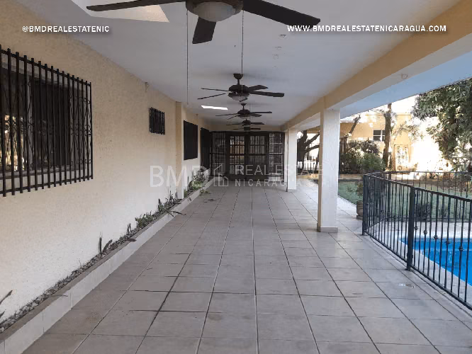 Venta de propiedad Comercial en Bolonia con Oficinas, Bodegas y Amplias Áreas de Operación 5382 - Imagen 12