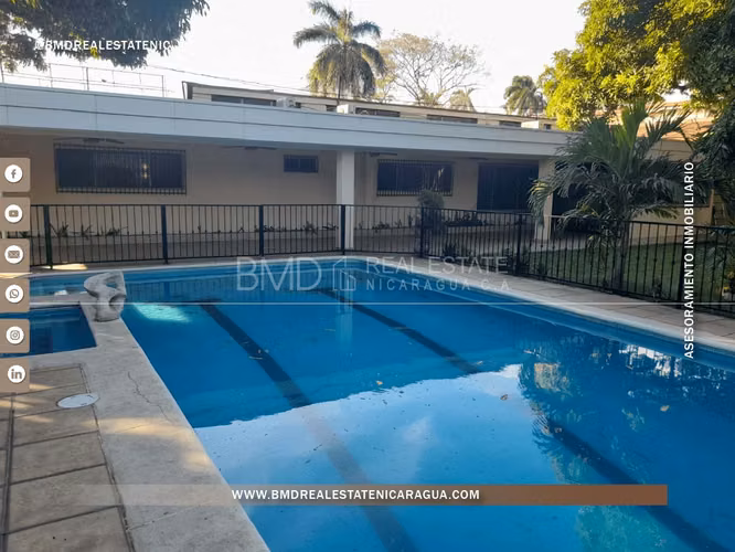VENTA EN BOLONIA PARA NEGOCIO CON BODEGA 320MTS2 BUENA UBICACION 5382