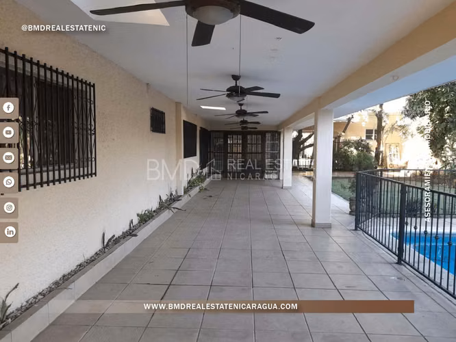 VENTA EN BOLONIA PARA NEGOCIO CON BODEGA 320MTS2 BUENA UBICACION 5382