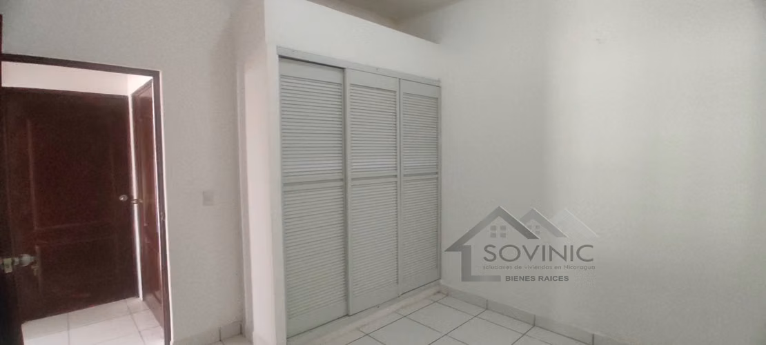 casa Townhouse de 2 piso en venta en las colinas Managua Nicaragua