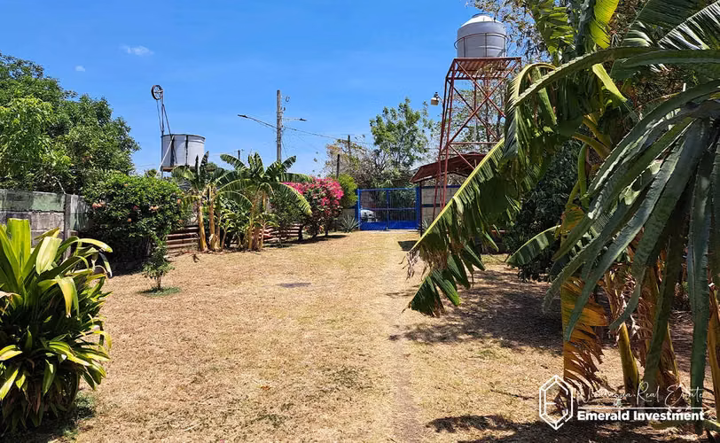 Beachfront Home or Hostel in Playa Masachapa, Nicaragua - Imagen 5