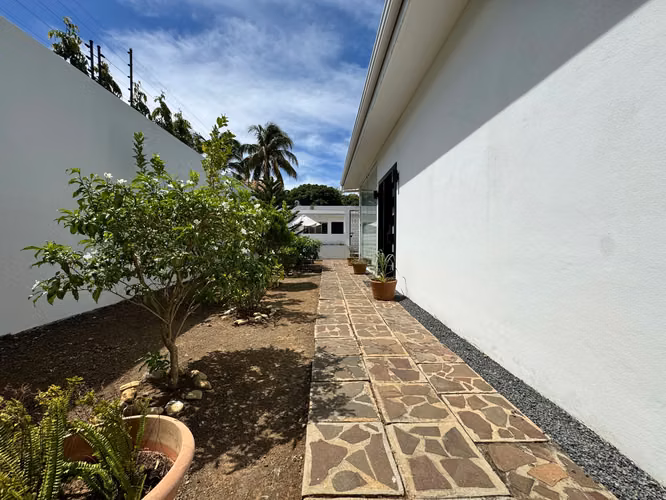 FP> ¡Oportunidad! Casa Moderna en Venta – Carretera Sur KM 10.5 $220,000