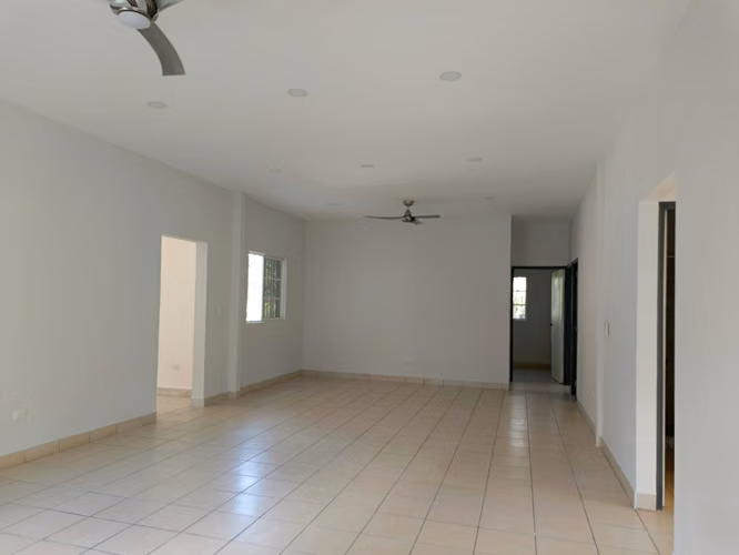 SE VENDE CASA EN CARRETERA MASAYA KM 18.80