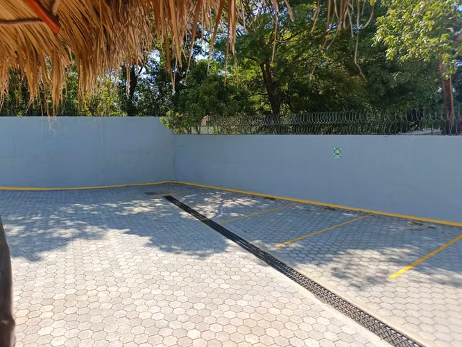 BOLONIA - SE VENDEN DE OFICINAS CORPORATIVAS CON AMPLIO PARQUEO