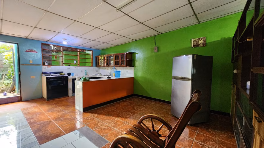 FP> ¡SE VENDE PRECIOSA CASA EN ENRIQUE BERMÚDEZ! $90,000