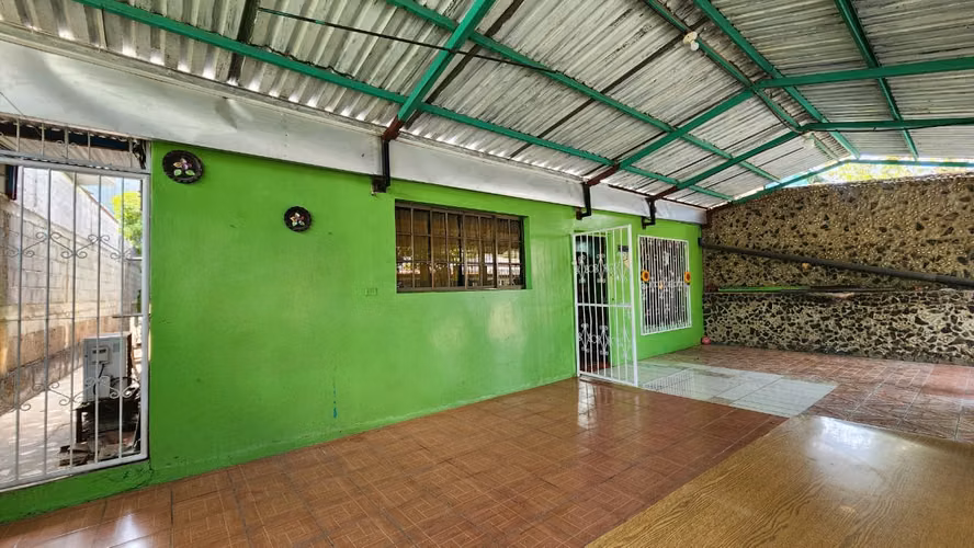 FP> ¡SE VENDE PRECIOSA CASA EN ENRIQUE BERMÚDEZ! $90,000