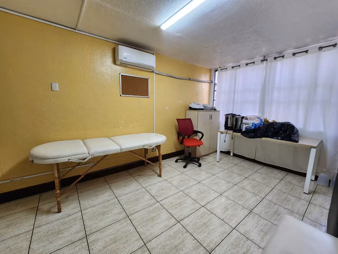 Venta de Edificio de Oficinas en Bolonia