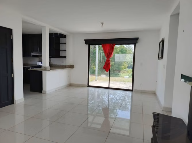 Se vende bonita casa en residencial vista de Esquipulas FP - Imagen 6
