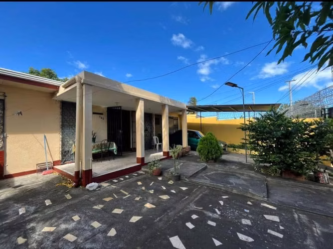 Casa en venta  en Las Palmas! Casa en venta ideal para vivienda u oficina Fp