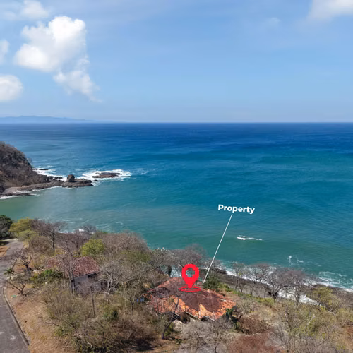 Oceanfront Home in Paradise Bay, San Juan Del Sur | Casa Travista
