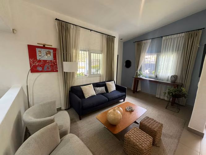 Casa en Renta – Villa Fontana, Managua
