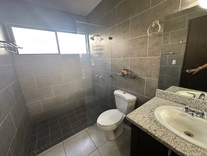 Casa Moderna con excelente opcion