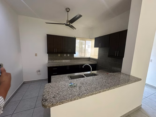Casa Moderna con excelente opcion