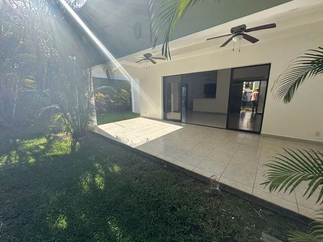 Casa Moderna con excelente opcion