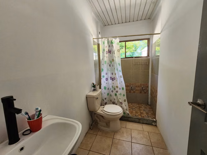 FH-Venta de Casa en Km 13 C Masaya en Valle Santa María - Imagen 10