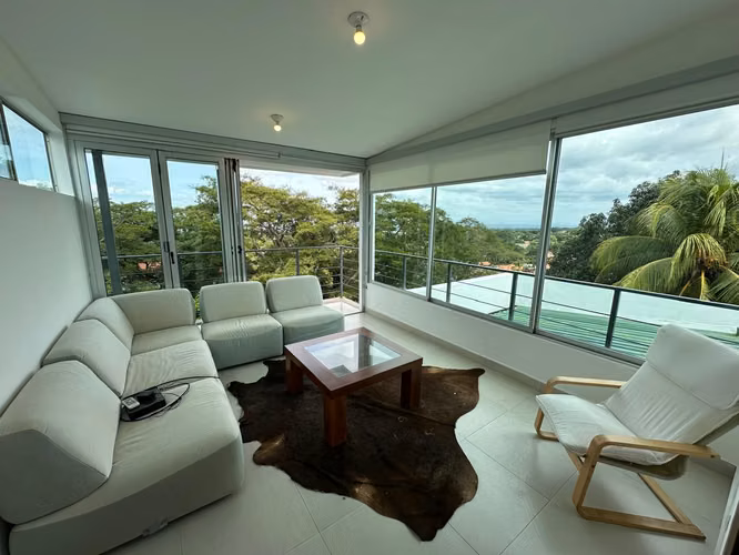 SE RENTA CASA ESTILO APARTAMENTO – - Imagen 13