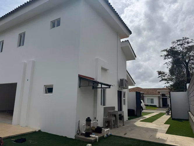 SE RENTA CASA  SANTO DOMINGO  - Imagen 6