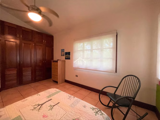 LL - Se Vende Casa en Residencial en Carretera Masaya
