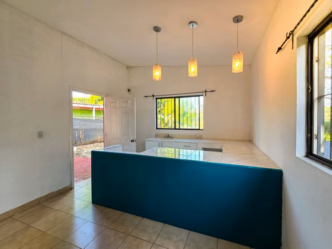 Venta de Casa en Valle Ticomo con amplio terreno de 2,975 v² Managua!