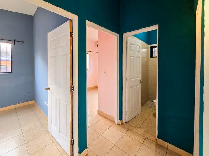 Venta de Casa en Valle Ticomo con amplio terreno de 2,975 v² Managua!