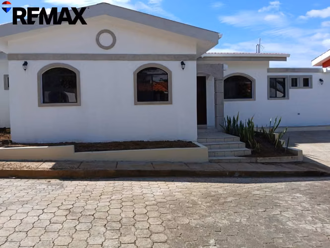 En venta casa en Ticomo sur