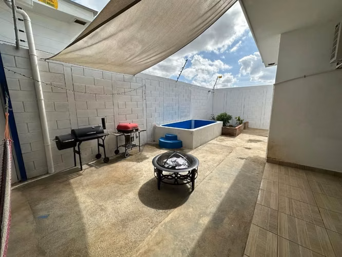 Se vende casa en residencial exclusivo en carretera a Masaya FP