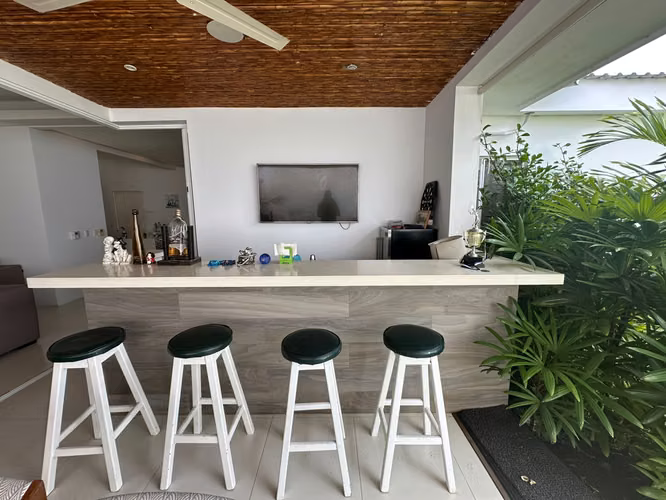  Casas Modernas en Las Colinas – En Condominio Privado 