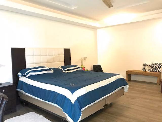  Casas Modernas en Las Colinas – En Condominio Privado 