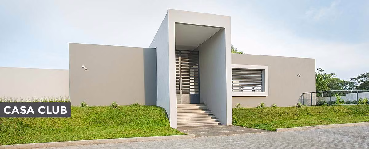  Casas Modernas en Las Colinas – En Condominio Privado 