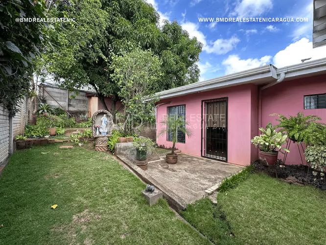 Venta de vivienda con apartamento independiente en Villa Fontana Sur 0511 - Imagen 16