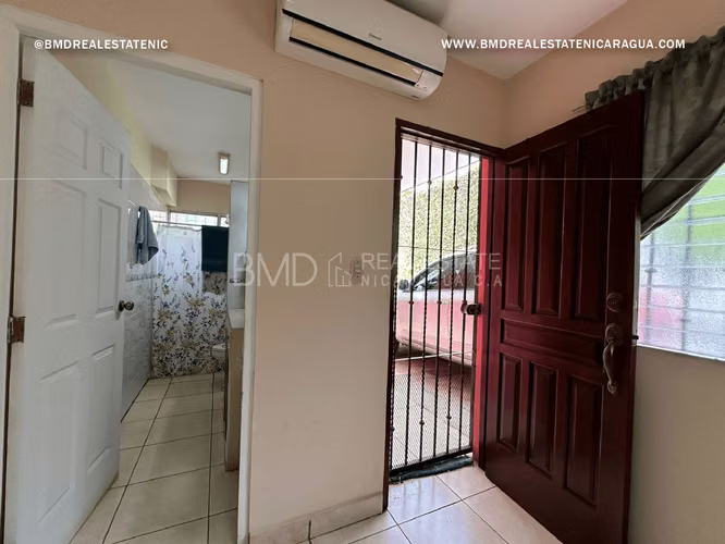 Venta de vivienda con apartamento independiente en Villa Fontana Sur 0511 - Imagen 8