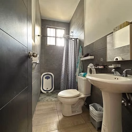 ¡Casa moderna en Carretera a Masaya por solo $119,900 FP