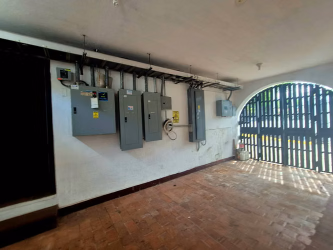 Renta de Casa en Bolonia Para oficinas e tre otros! Mp - Imagen 9