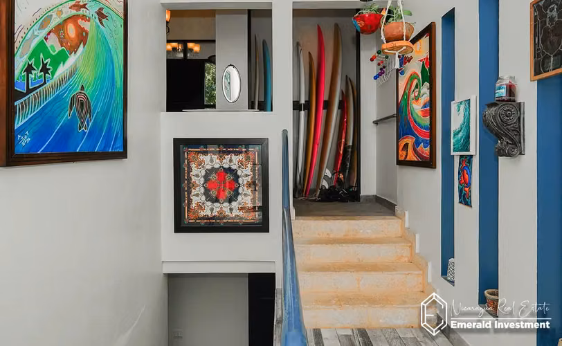 Titled Luxury Beachfront House in Front of Popoyo Surf Break - Imagen 18