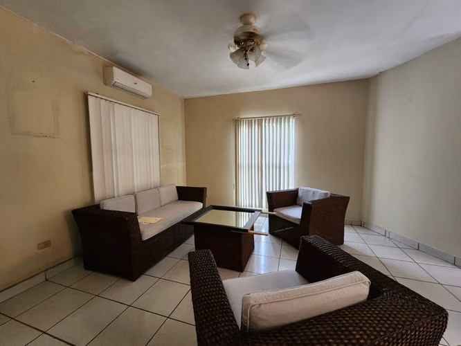 Alquilo casa en Villa Fontana - Imagen 5