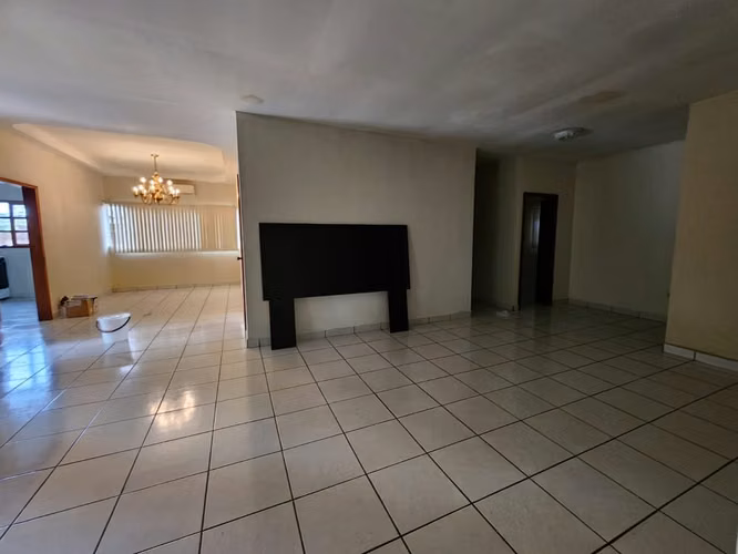Alquilo casa en Villa Fontana - Imagen 6