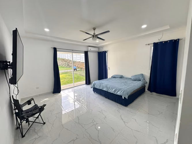  ¡Casa bellísima con finos acabados!  - Imagen 12
