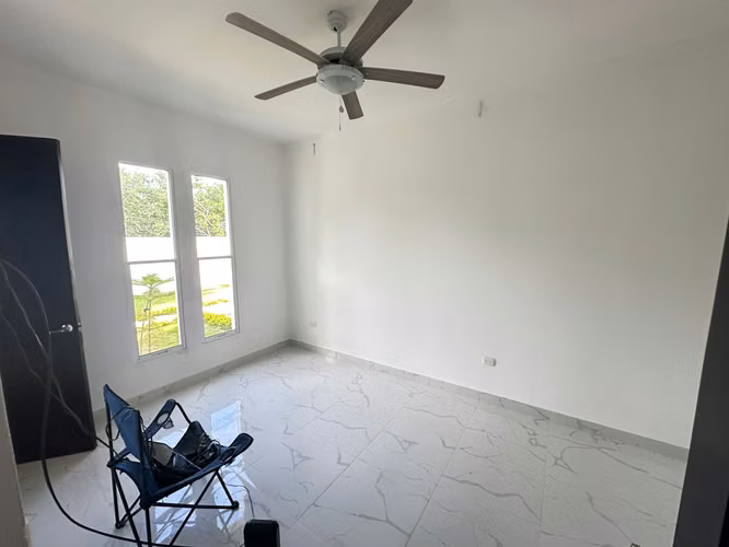  ¡Casa bellísima con finos acabados!  - Imagen 14