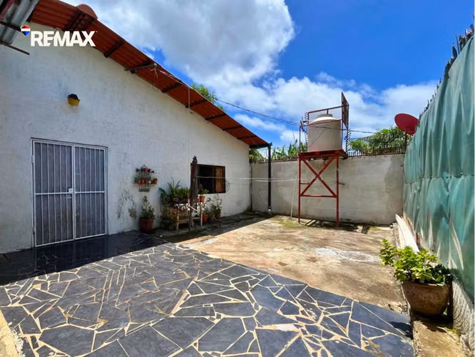 Casa Familiar en Carretera Granada - Nandaime