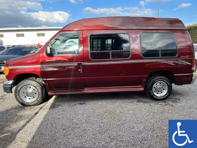 FORD E-250 2006