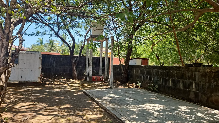 KC- Se vende Terreno y casa frente a Playa Masachapa/ Pochomil