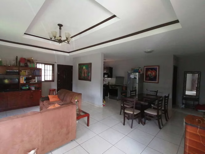En venta preciosa casa en carretera vieja a Leon MANAGUA-NICARAGUA - Imagen 16