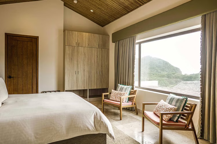 Antal 14 – Luxury 6-Bedroom Villa with Ocean Views in Guacalito de la Isla - Imagen 15