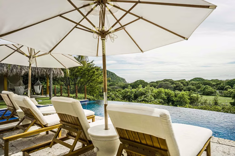 Antal 14 – Luxury 6-Bedroom Villa with Ocean Views in Guacalito de la Isla - Imagen 3