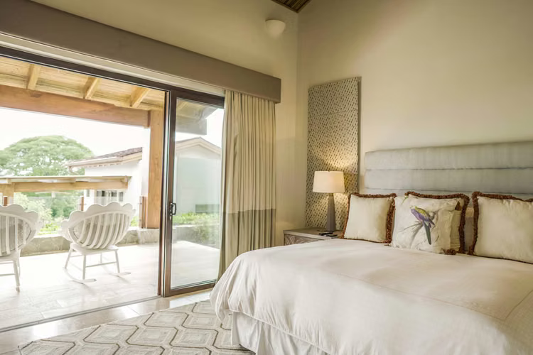 Antal 14 – Luxury 6-Bedroom Villa with Ocean Views in Guacalito de la Isla - Imagen 11