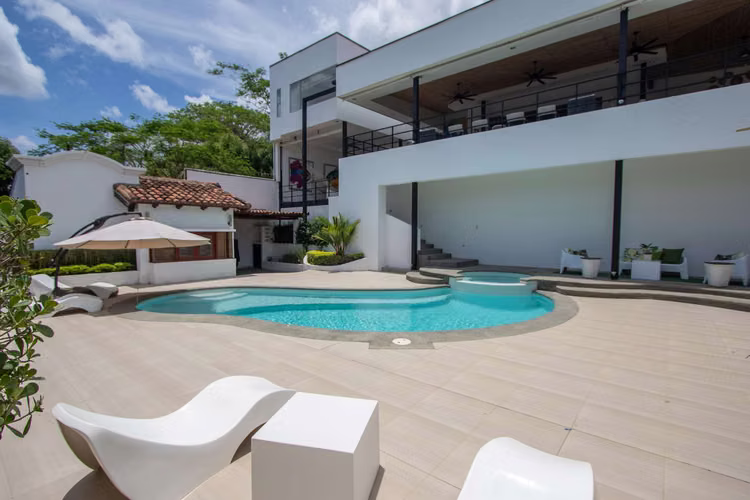 Casa Pitahaya: An Elegant Oceanview Villa
