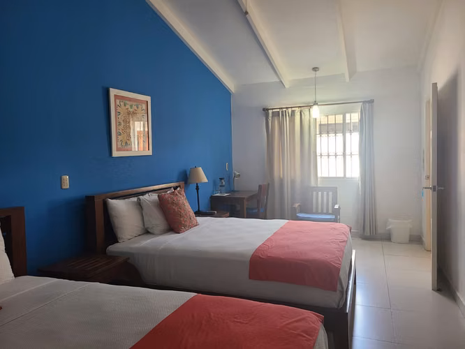 MIRADOR DE SANTO DOMINGO - SE VENDE PROPIEDAD ESQUINERA